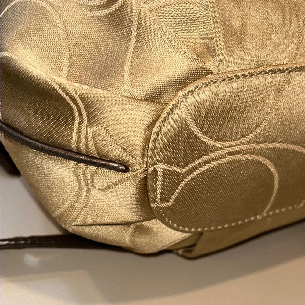 Coach Mia Convertable Shoulder Bag - Picture 7 of 16